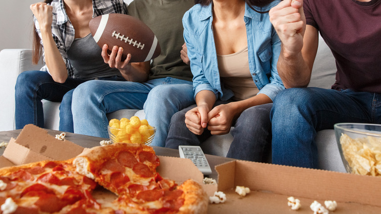 football game pizza party