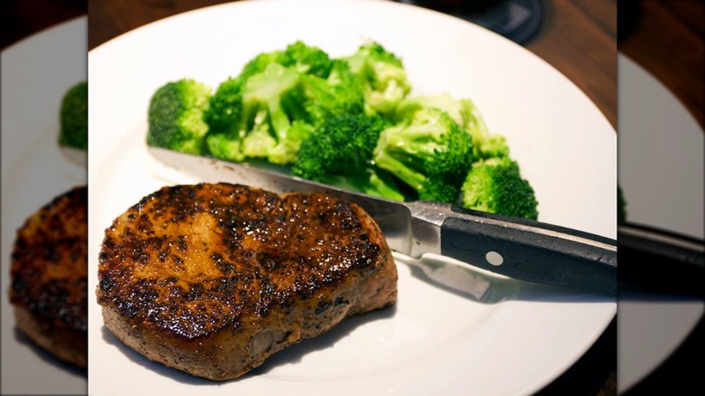 broccoli and steak at longhorn