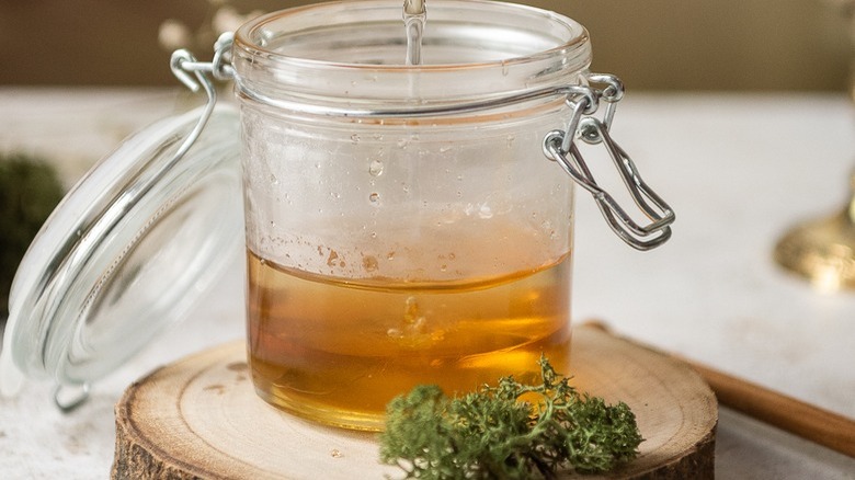 honey syrup with green herb