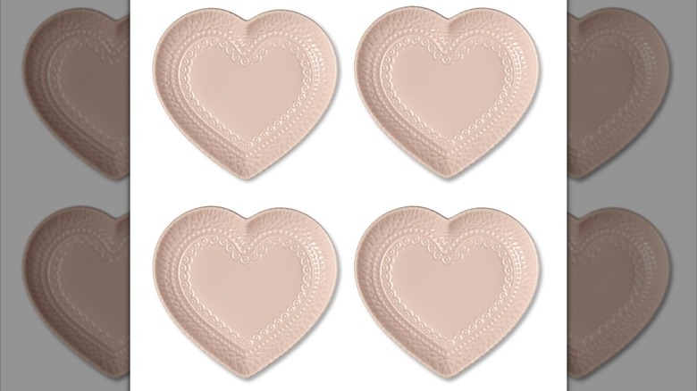 pink heart plates