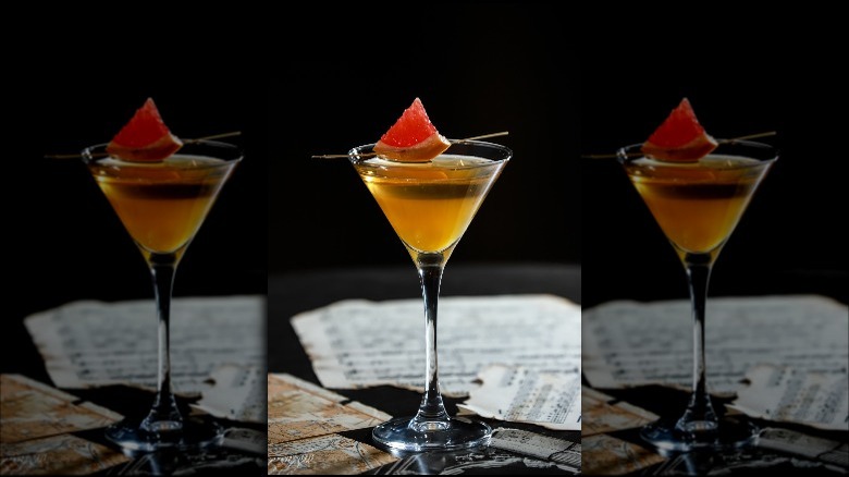 The Bronx cocktail with fruit