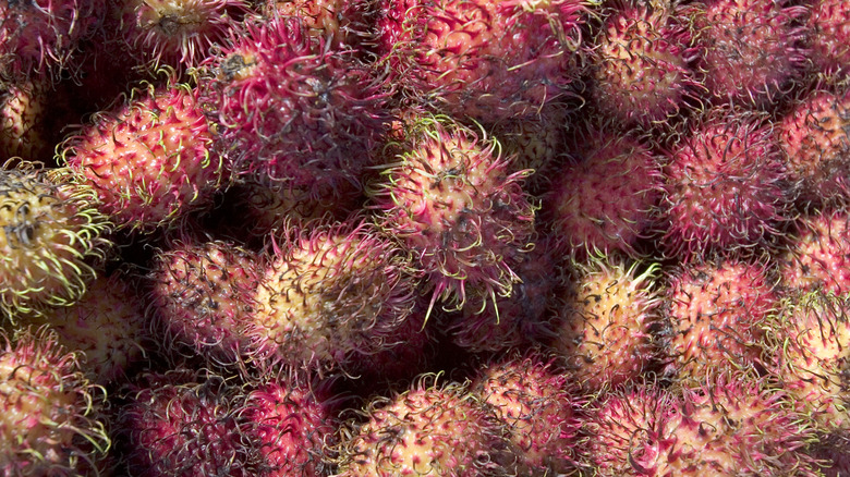 ripe rambutan