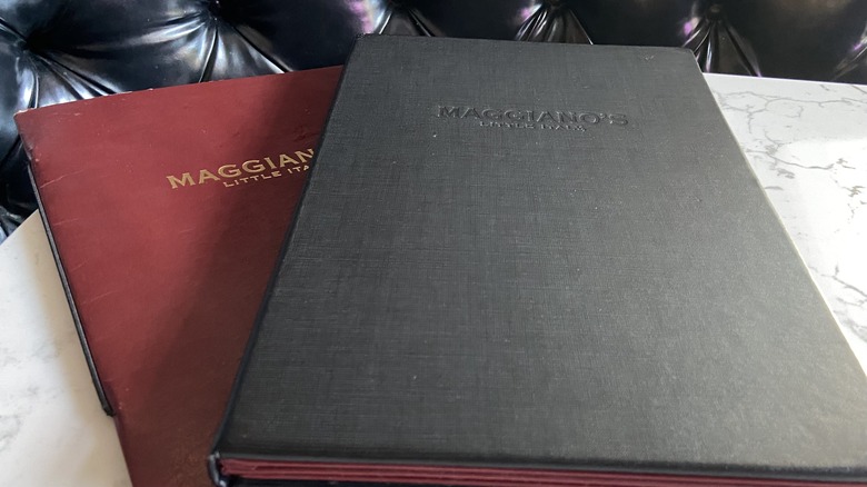 maggiano's menus on table