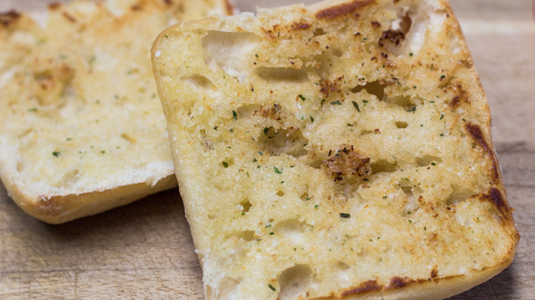 Garlic ciabatta bread