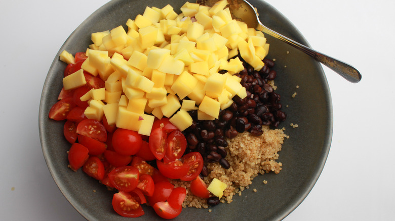 veggies mixed with quinoa 