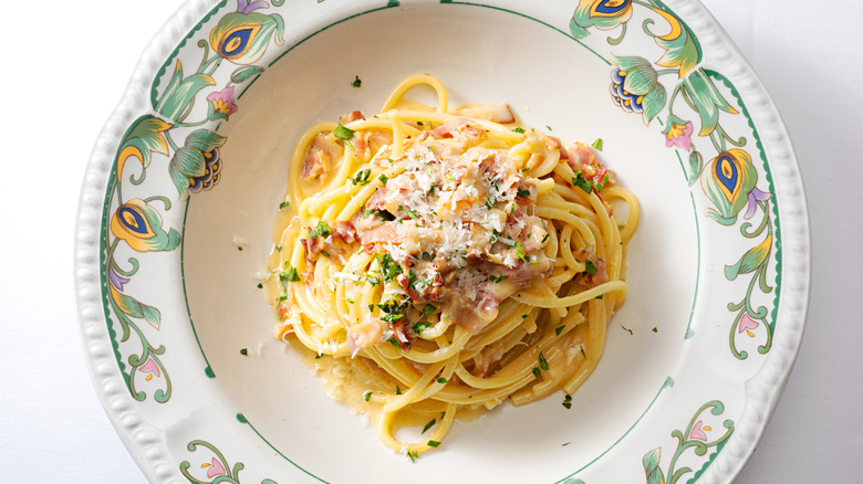 A plate of spaghetti carbonara