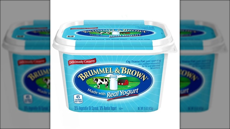 Brummel & Brown vegetable oil spread