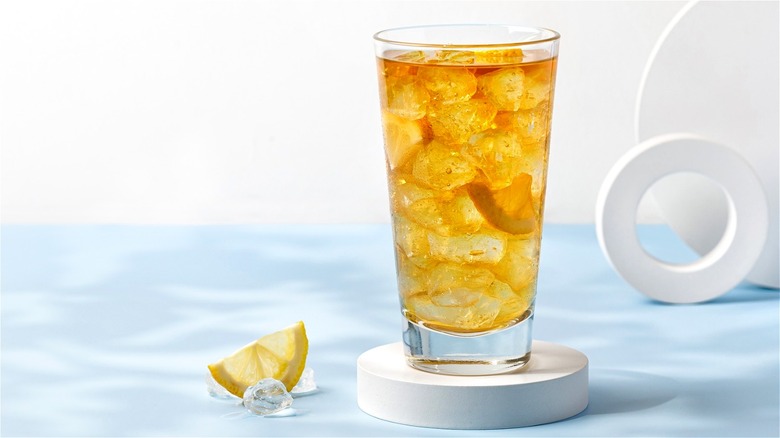 Mashed Exclusive Survey Reveals The Least Favorite Iced Tea Brand