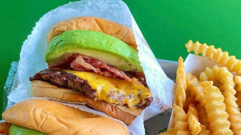 Avocado bacon burger