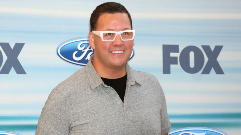 Graham Elliot in gray