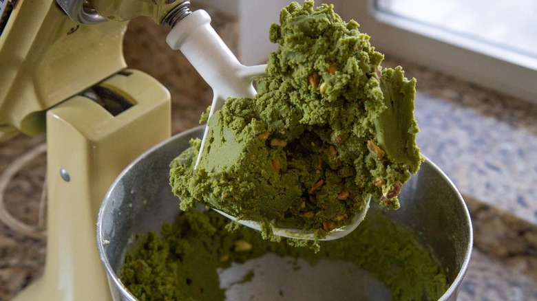 green cookie dough stand mixer