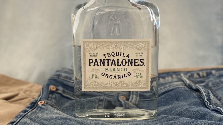 Pantalones tequila on actual pants