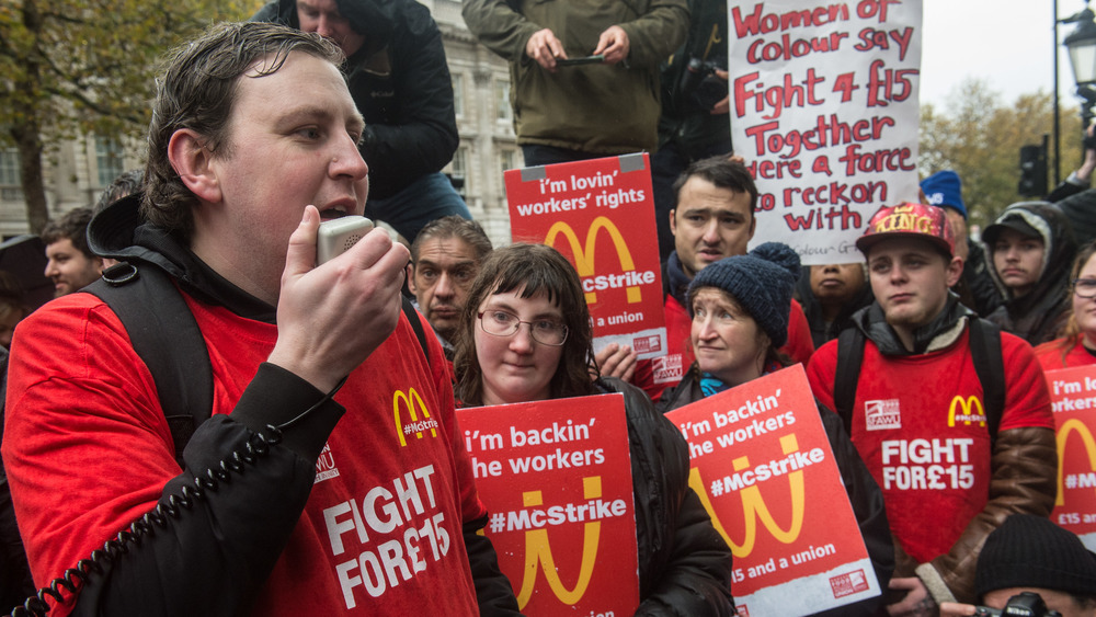 mcdonald's fight for $15 protest