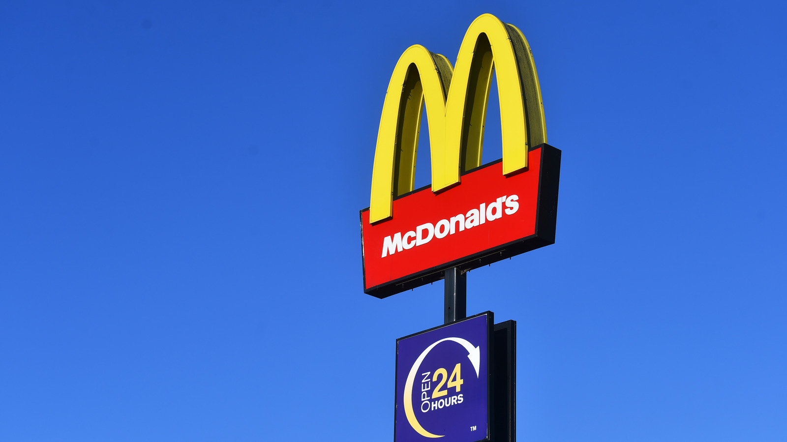 McDonald's offers brass knuckles in edgy collab - Boing Boing