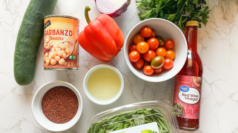 mediterranean quinoa salad ingredients