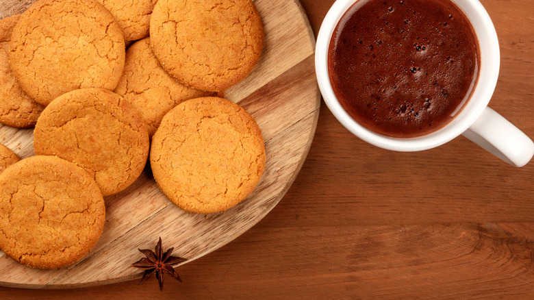 Pepparkakor and hot chocolate