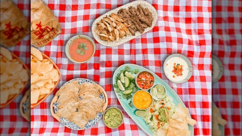 table of Fajita Pete's food