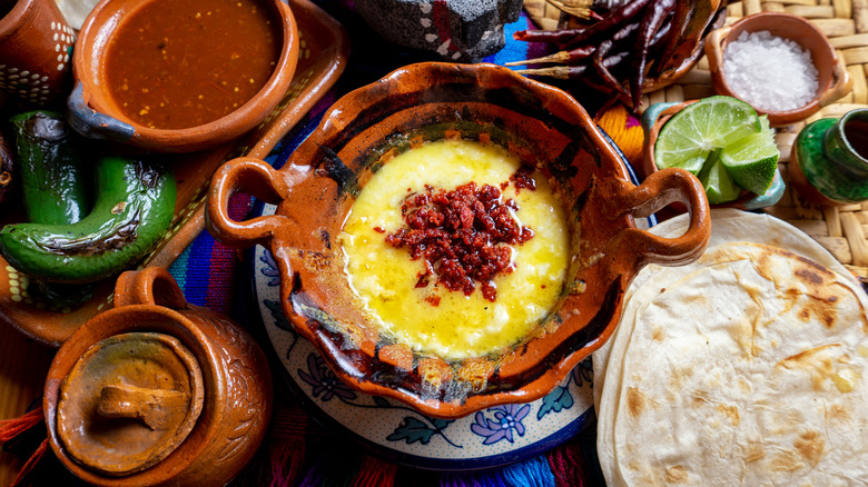 Chorizo queso fundido