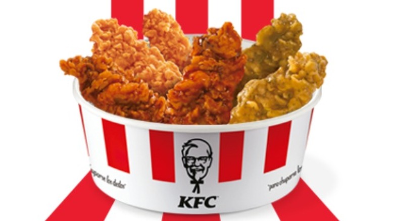 multiple flavors of KFC Ke-Tiras