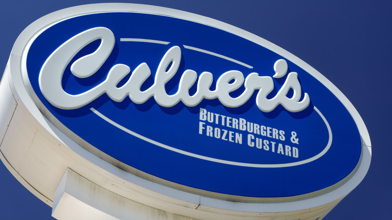 Culver's restaurant sign