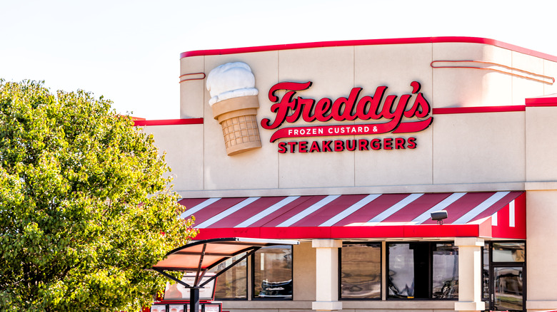 Freddy's Frozen Custard and Steakburgers restaurant