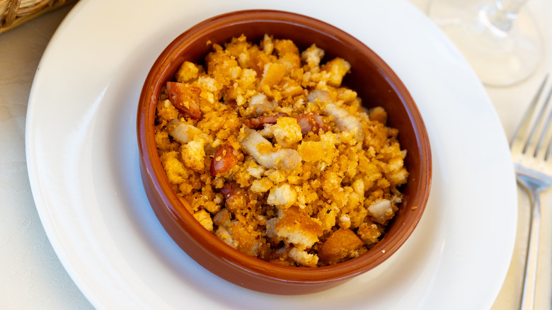 Spanish-style migas