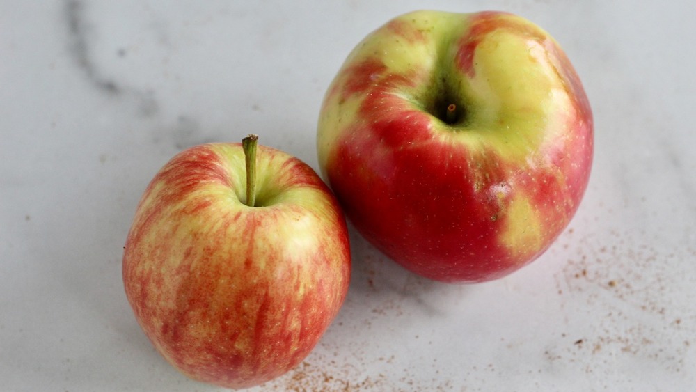 Apples for mini apple crumbles