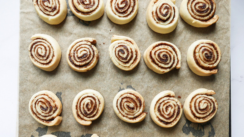 Mini cinnamon roll cookies