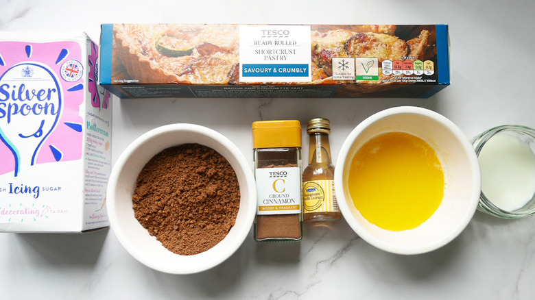 Mini Cinnamon Roll Cookie ingredients