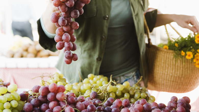 buying grapes