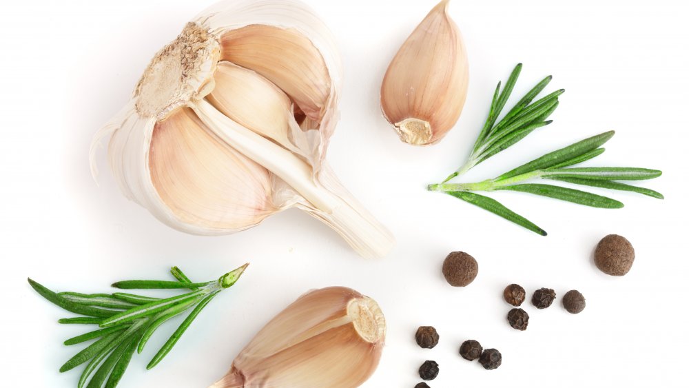 garlic pepper and rosemary aromatics for beef stew