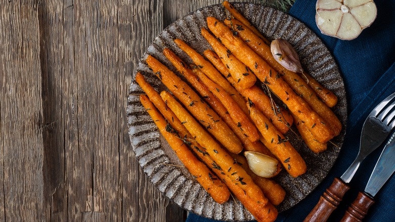 plate of roasted carrots