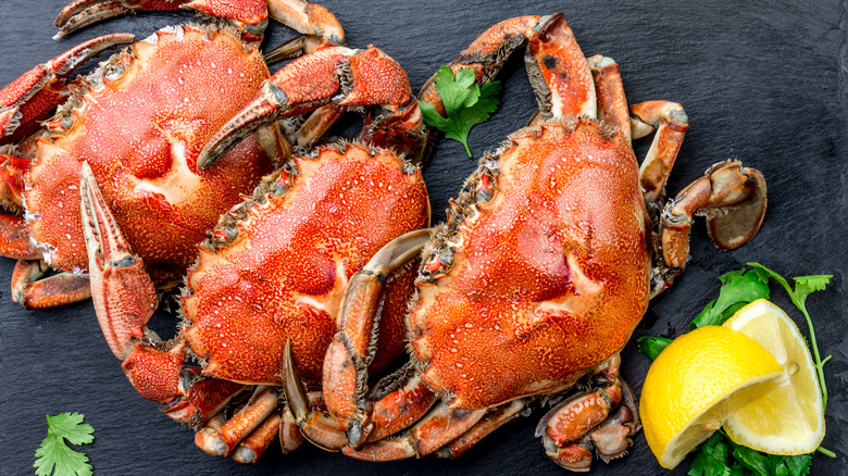 red cooked crabs