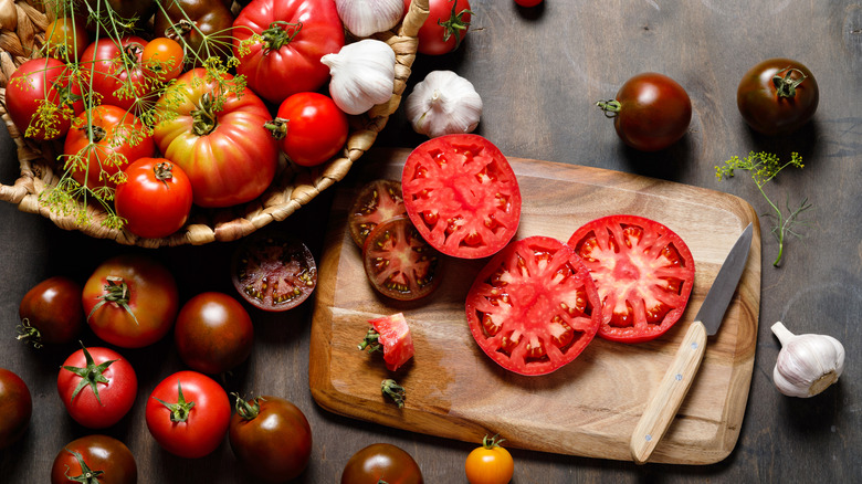 whole and sliced tomatoes