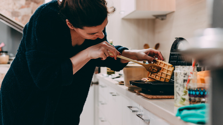 Checking waffle in waffle maker