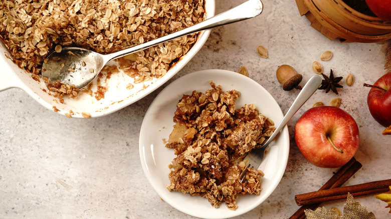 apple crisp with whole apples and spices