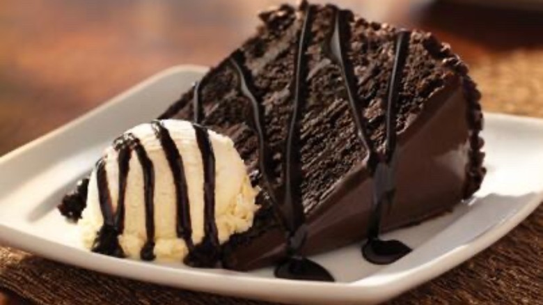 Red Lobster chocolate wave cake