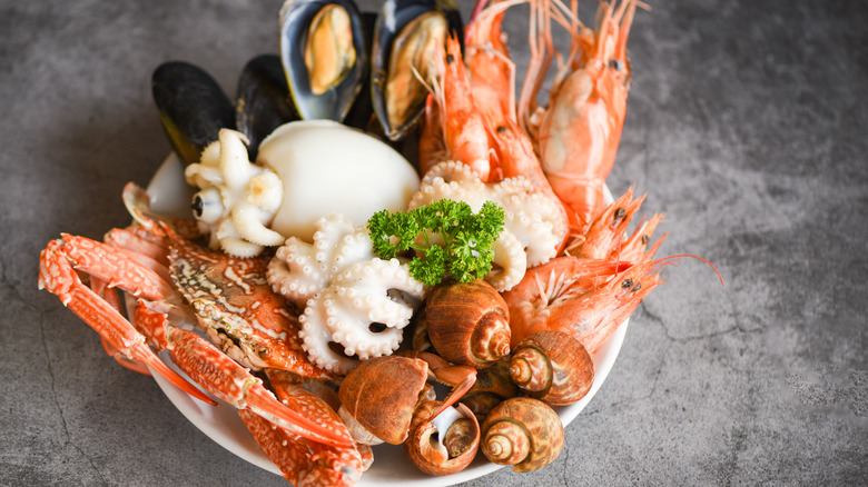 plate full of shellfish