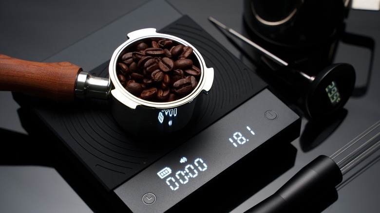 Scale for coffee beans