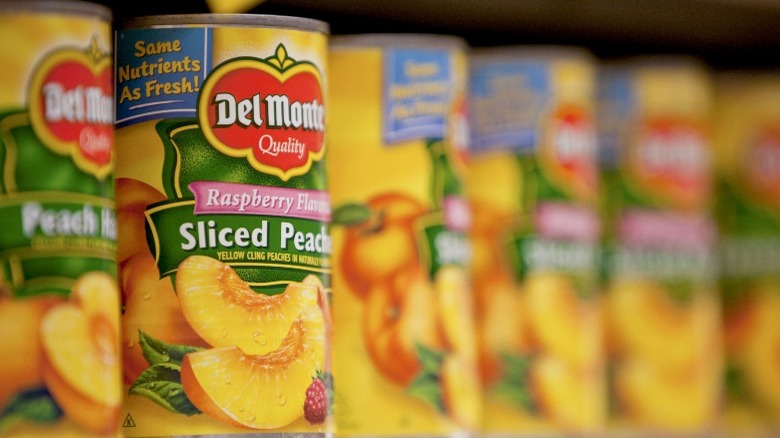 cans of sliced peaches