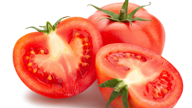 Sliced, juicy tomatoes