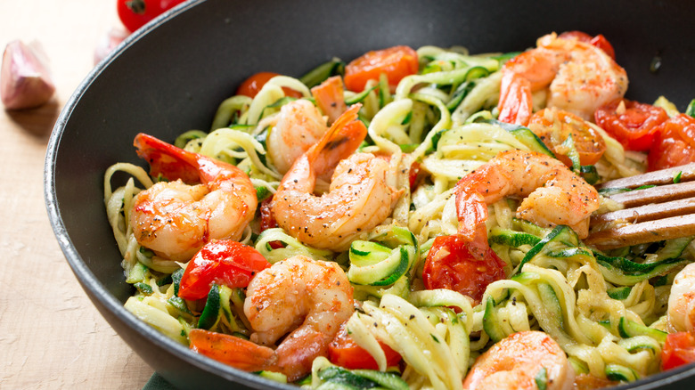 Zoodles with shrimp and tomatoes