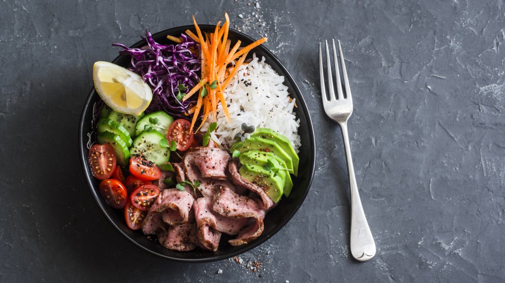 Beef with rice and colorful vegetables