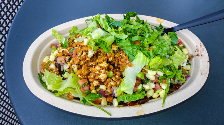 Chipotle salad bowl