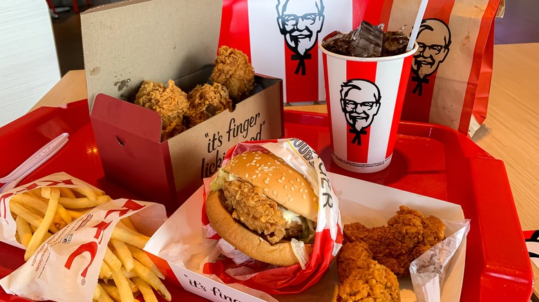 KFC food order in containers