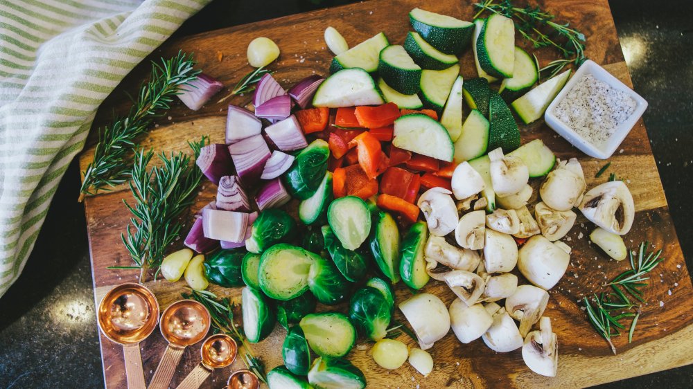 Mistakes Everyone Makes When Prepping Vegetables
