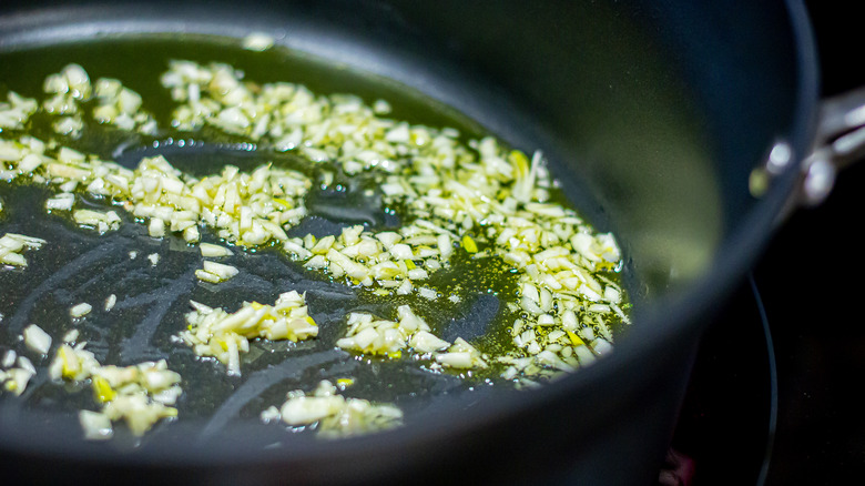 garlic cooking in oil