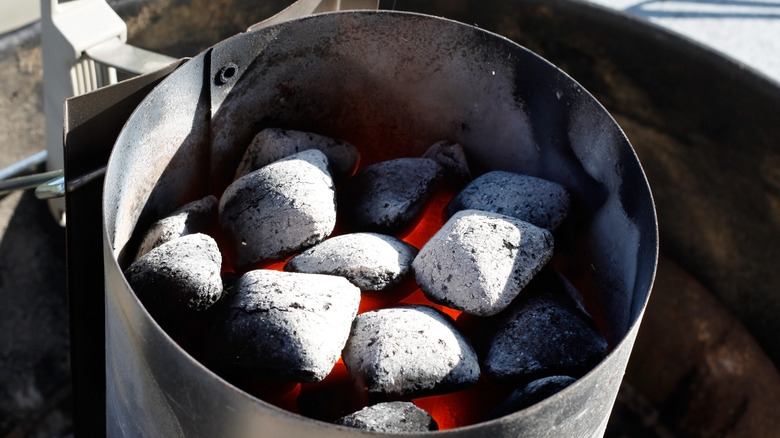 Chimney starter with coals