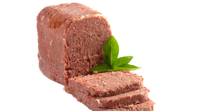 Uncooked canned corned beef 