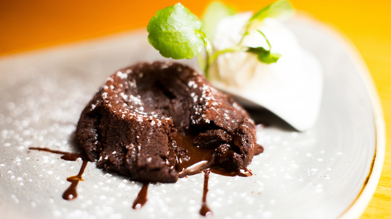 Collapsed lava cake